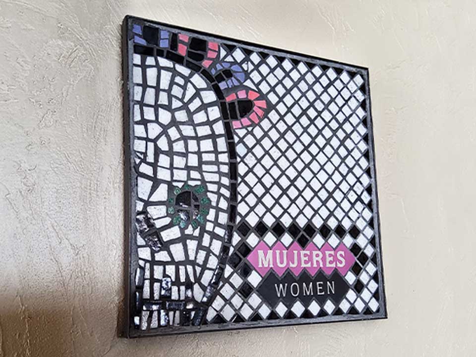Casa-Calavera-Portafolio-WC-Mujeres