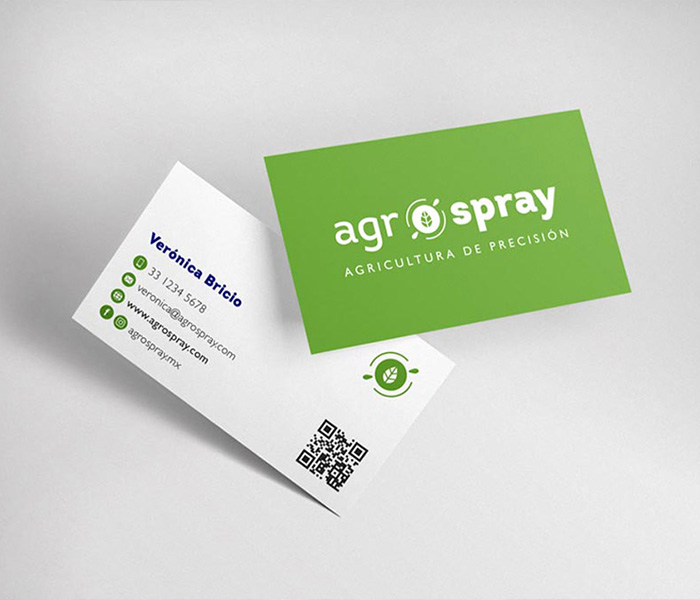 Agrospray-Portafolio-Business-Card Tarjetas de presentación de la empresa AgroSpray, con el logotipo verde de la empresa y su información de contacto.