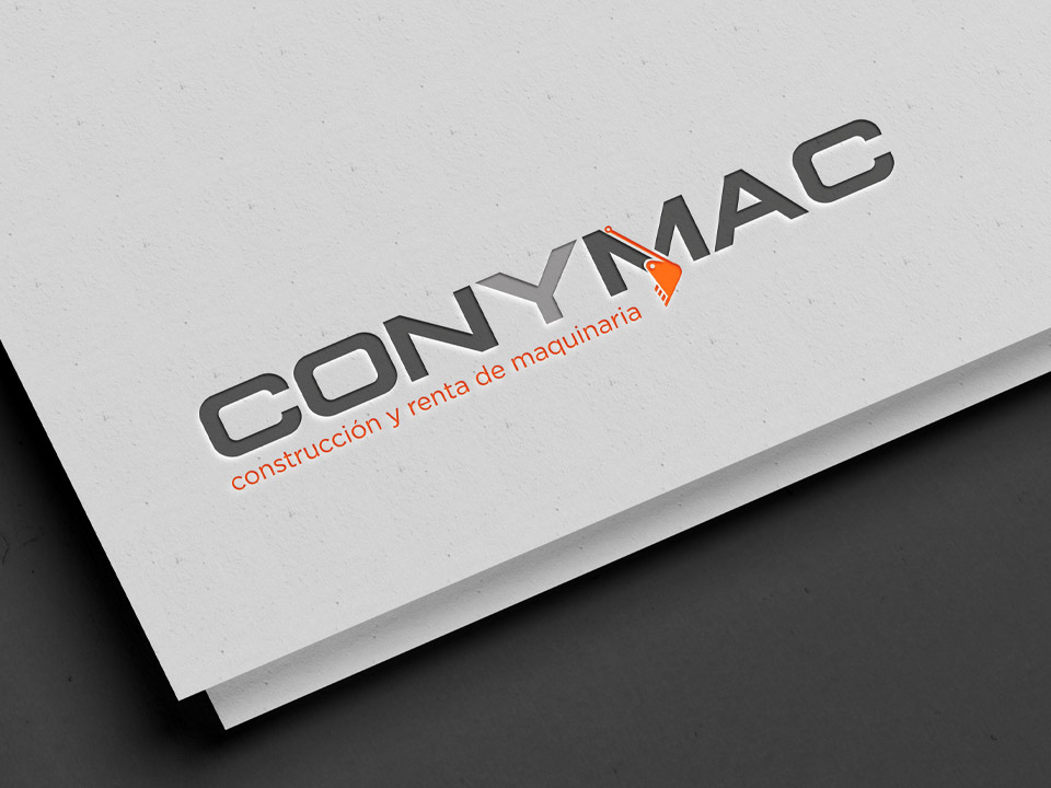 Conymac-Portafolio-Logotipo-1 Logotipo de la empresa CONYMAC, especializado en construcción y renta de maquinaria, con detalles en gris y naranja.